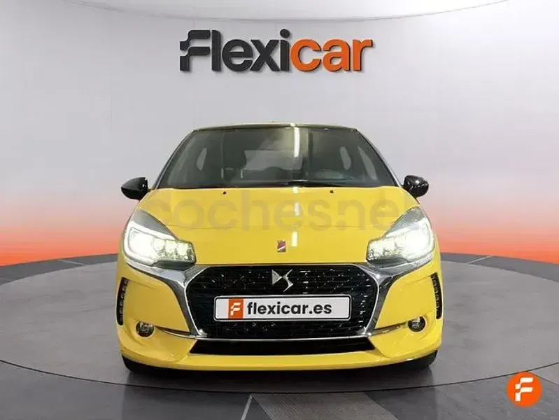 Usado DS Automobiles DS3 Performance 110 CV (80 kW) 2018 Amarillo Berlina