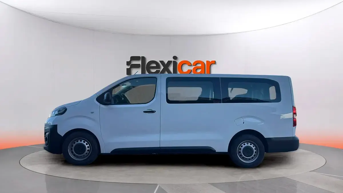 Usado Opel Vivaro-e Combi S 145 CV (106 kW) 2020 Blanco Monovolumen