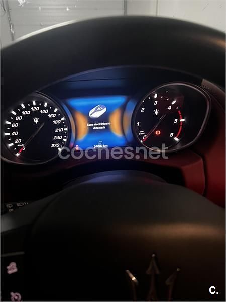 Usado Maserati Levante 275 CV (202 kW) 2016 Blanco SUV