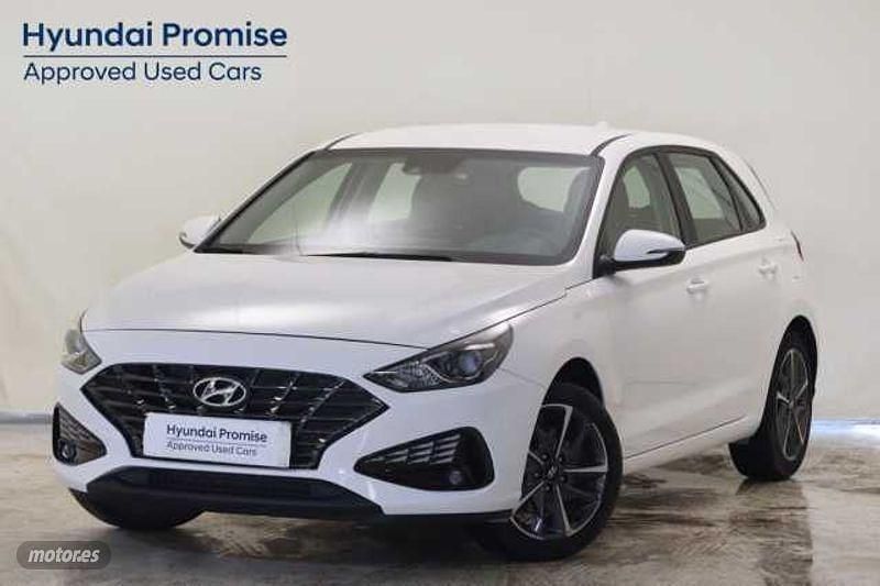 Blanco Usado 2024 Hyundai i30 Utilitario | 19.990 € (Precio justo) - Imagen 1/4