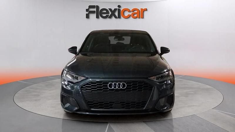 Usado Audi A3 Premium 116 CV (85 kW) 2023 Gris Berlina