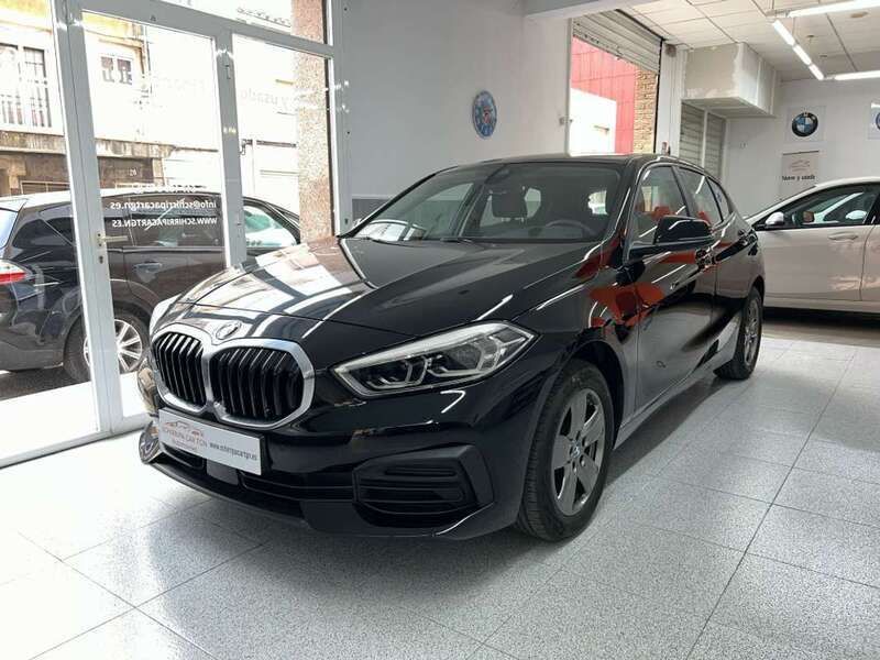Negro Usado 2021 BMW 118 Sport Line Utilitario | 21.900 € (Precio justo) - Imagen 1/4