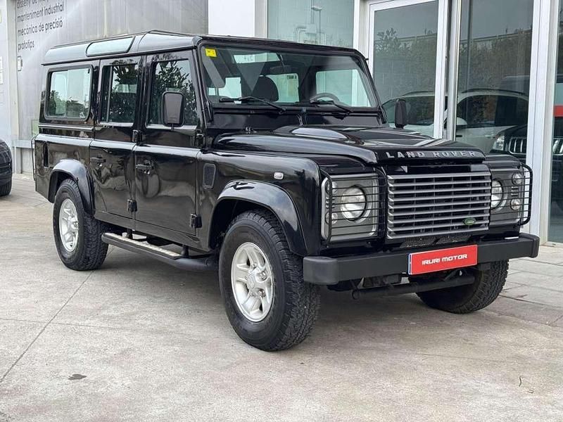 Usado Land Rover Defender SE 122 CV (89 kW) 2007 Negro Familiar
