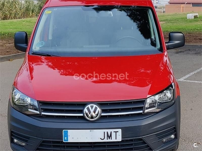 Granate Usado 2016 VW Caddy Beach Monovolumen | 13.500 € (Super precio) - Imagen 1/4