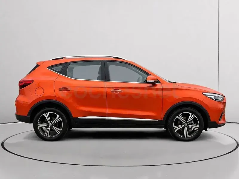 Usado MG ZS Comfort 106 CV (77 kW) 2024 Naranja SUV