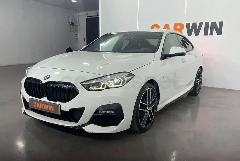 Usado BMW 218 Comfort Edition 150 CV (110 kW) 2022 Blanco Coupe