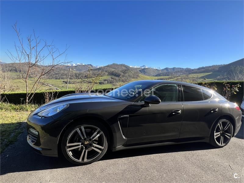Usado Porsche Panamera Platinum Edition 250 CV (183 kW) 2012 Marrón Utilitario