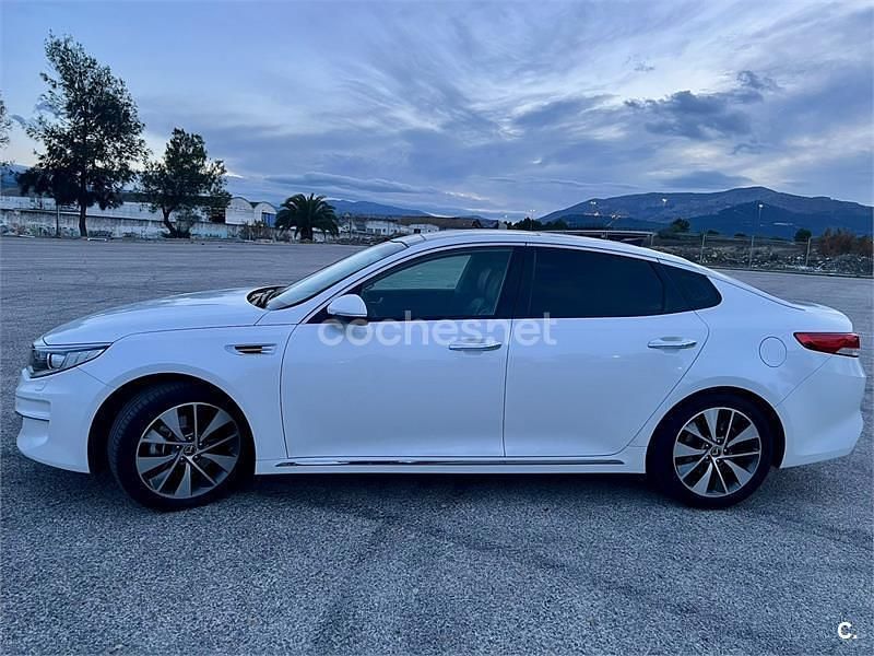 Usado Kia Optima 141 CV (103 kW) 2016 Blanco Berlina