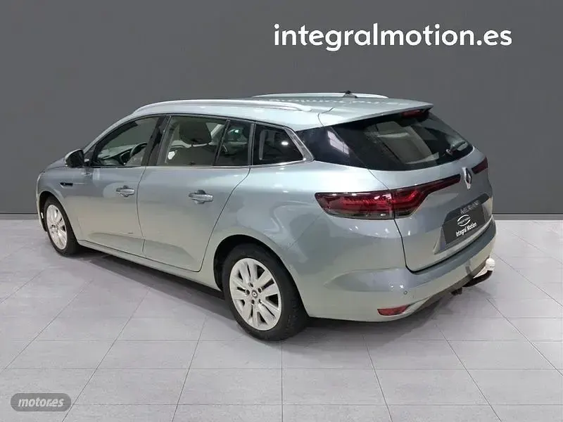 Usado Renault Mégane GrandTour Business 115 CV (84 kW) 2021 Gris Familiar