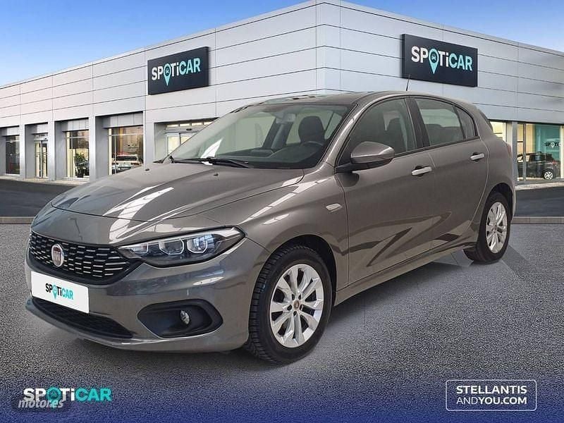 Gris Usado 2020 Fiat Tipo Lounge Berlina | 10.990 € (Buen precio) - Imagen 1/4