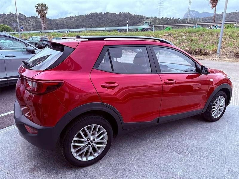 Usado Kia Stonic Plus 101 HP (74 kW) 2022 SUV