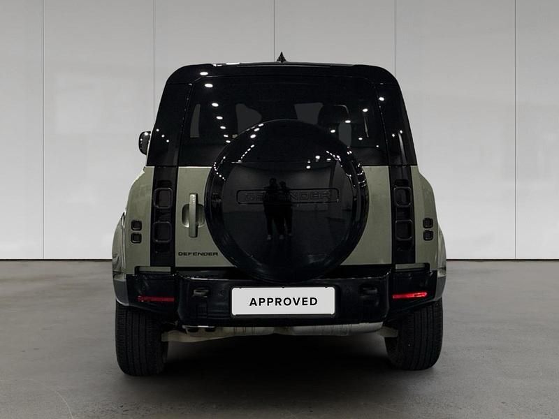 Usado Land Rover Defender SE Dynamic 249 HP (183 kW) 2024 Verde SUV