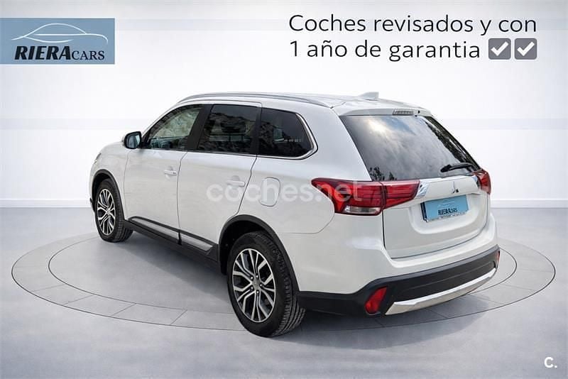 Usado Mitsubishi Outlander Motion 150 CV (110 kW) 2018 Blanco SUV