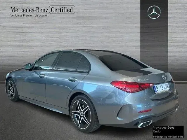 Usado Mercedes C220 200 CV (147 kW) 2022 Gris selenita