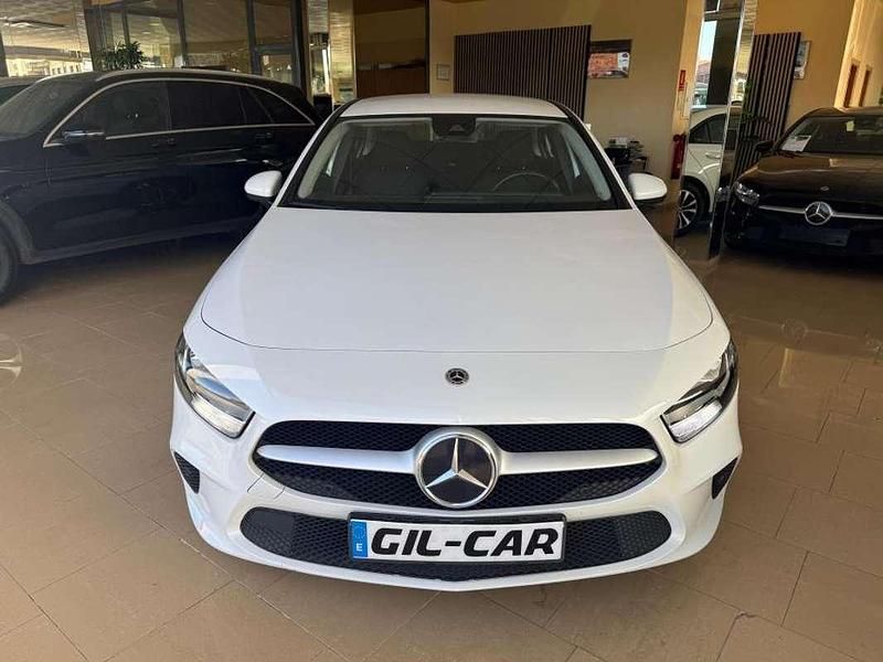 Usado Mercedes A180 116 CV (85 kW) 2021 Blanco Utilitario