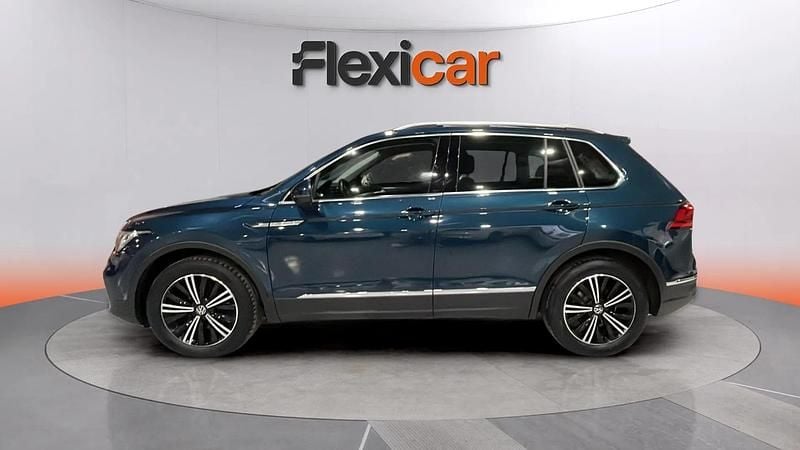 Usado VW Tiguan Life 150 CV (110 kW) 2022 Verde SUV