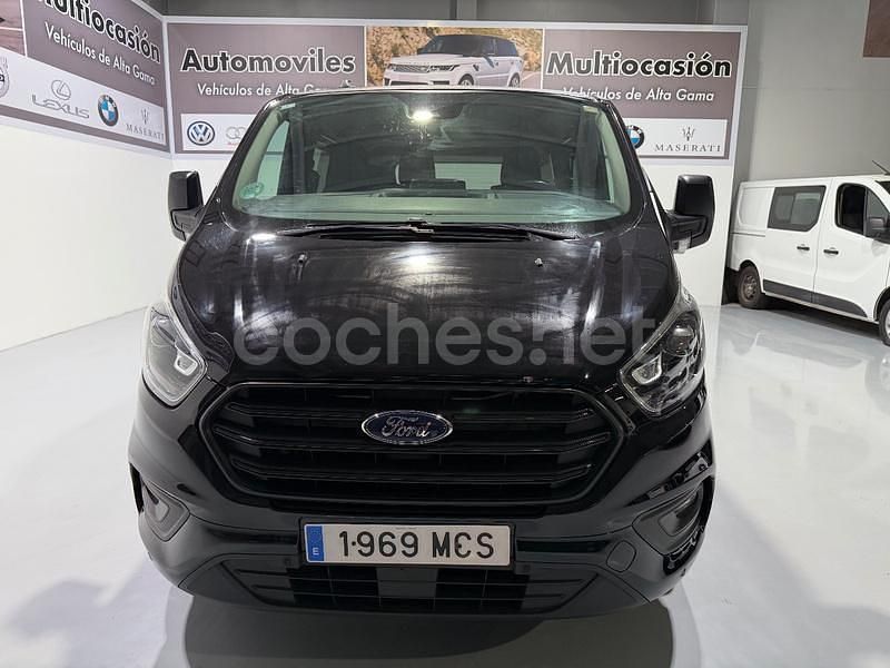 Usado Ford Tourneo Titanium 150 CV (110 kW) 2023 Negro Monovolumen