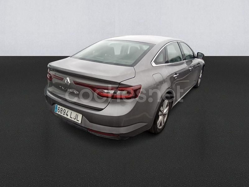 Usado Renault Talisman Zen 160 CV (117 kW) 2020 Gris / plata Berlina