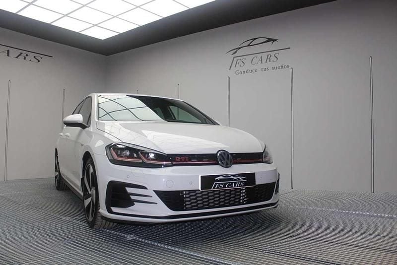 Usado VW Golf VII GTI 245 CV (180 kW) 2019 Blanco Utilitario