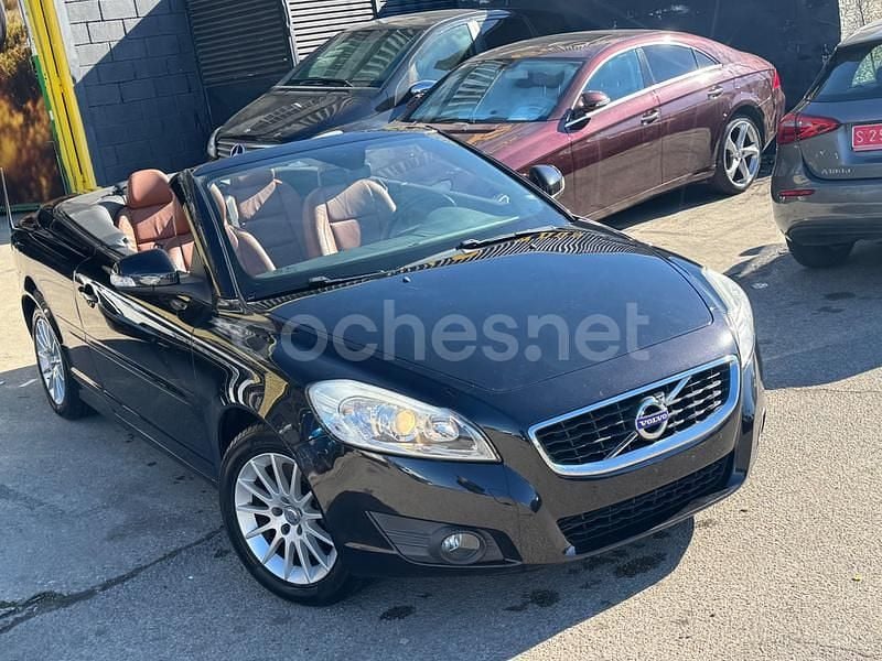 Usado Volvo C70 Momentum 150 CV (110 kW) 2011 Negro Descapotable