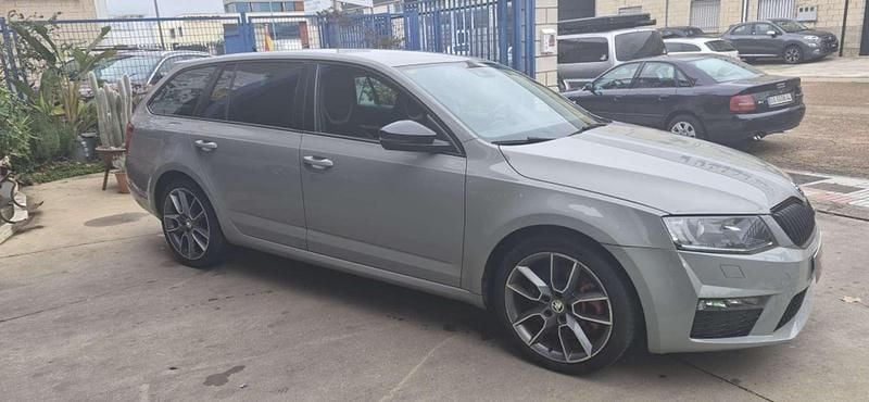 Usado Skoda Octavia RS 184 CV (135 kW) 2015 Gris Utilitario