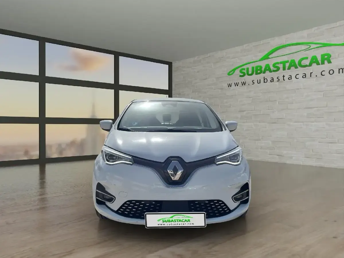 Usado Renault Zoe Intens 99 kW (135 CV) 2021 Blanco Utilitario