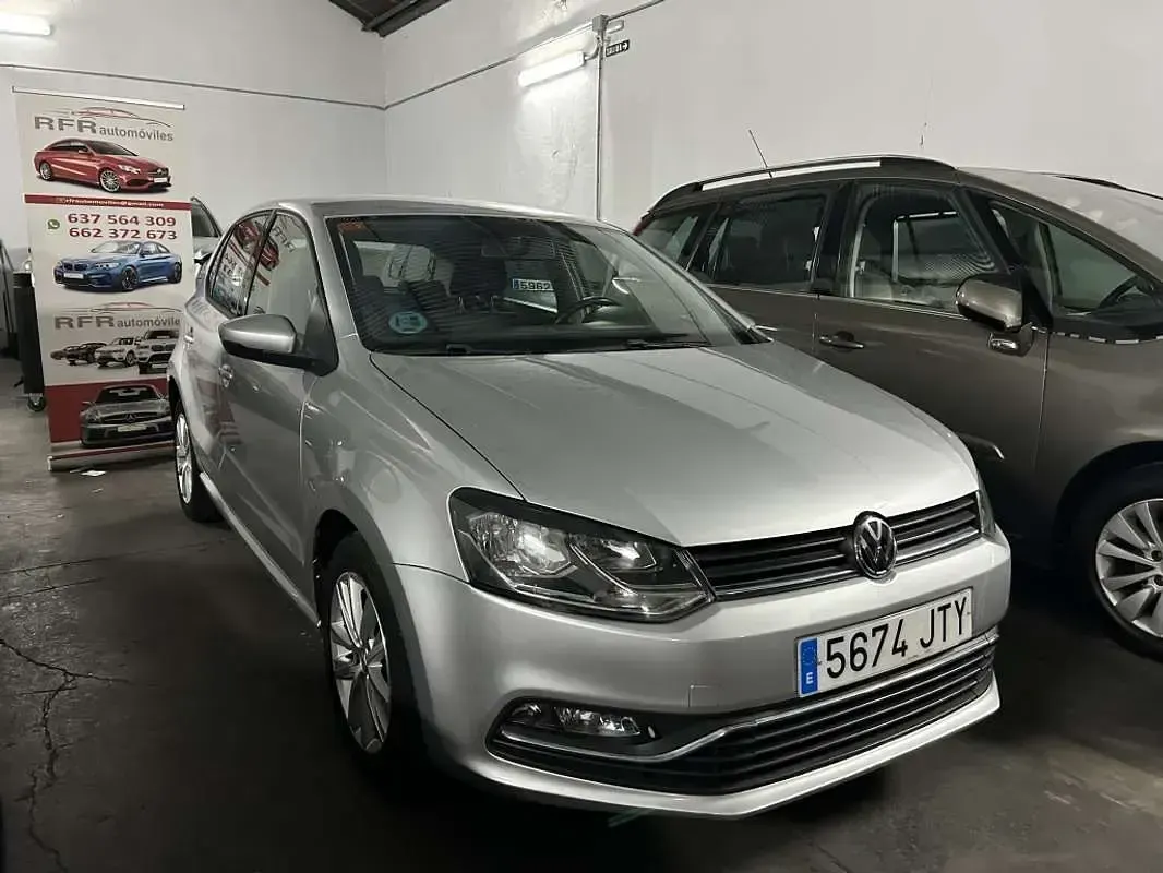 Używany VW Polo Sportline 90 KM (66 kW) 2017 Szary Hatchback