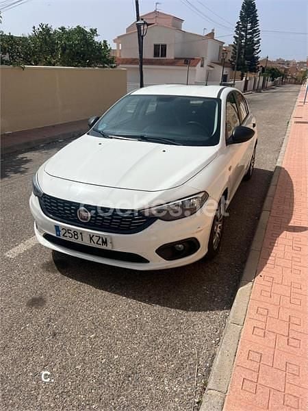 Usado Fiat Tipo Pop 120 CV (88 kW) 2019 Blanco Berlina