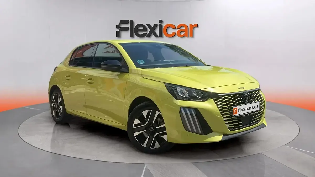 Usado Peugeot 208 Allure 101 CV (74 kW) 2025 Utilitario