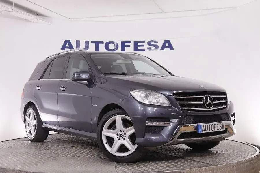 Usado Mercedes ML350 196 CV (144 kW) 2012 Gris SUV