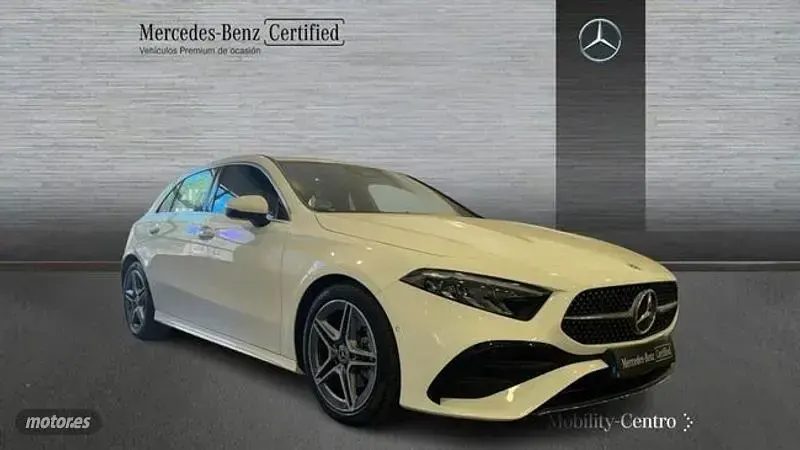 Usado Mercedes A180 116 CV (85 kW) 2024 Blanco polar Berlina