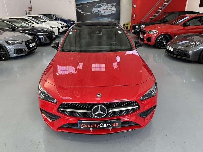 Usado Mercedes CLA200 163 CV (119 kW) 2019 Rojo Coupe
