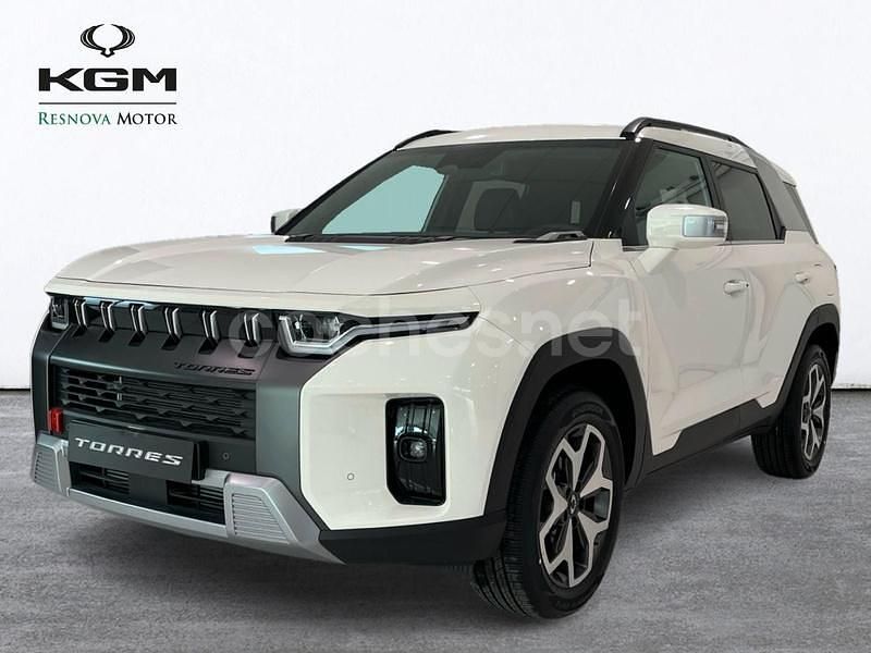 Blanco Nuevo 2025 Ssangyong (KGM) Torres SUV | 28.900 € - Imagen 1/4