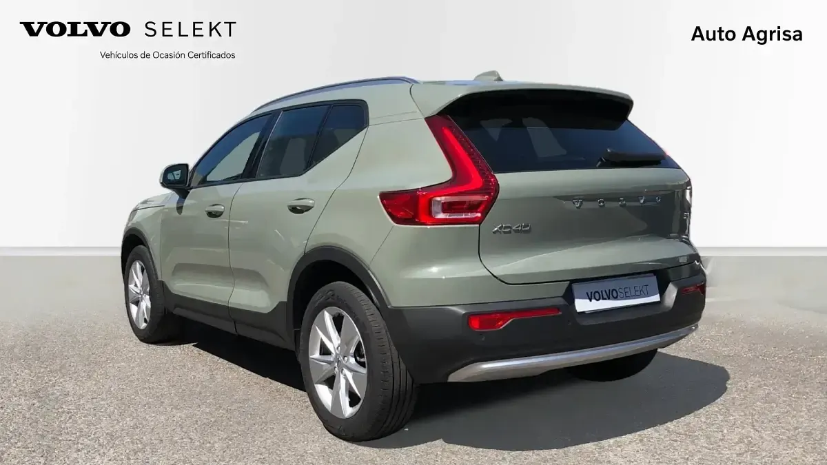 Brugt Volvo XC40 Core 163 HK (119 kW) 2025 Grøn SUV