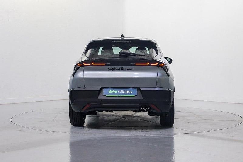 Usado Alfa Romeo Junior 136 CV (100 kW) 2025 SUV