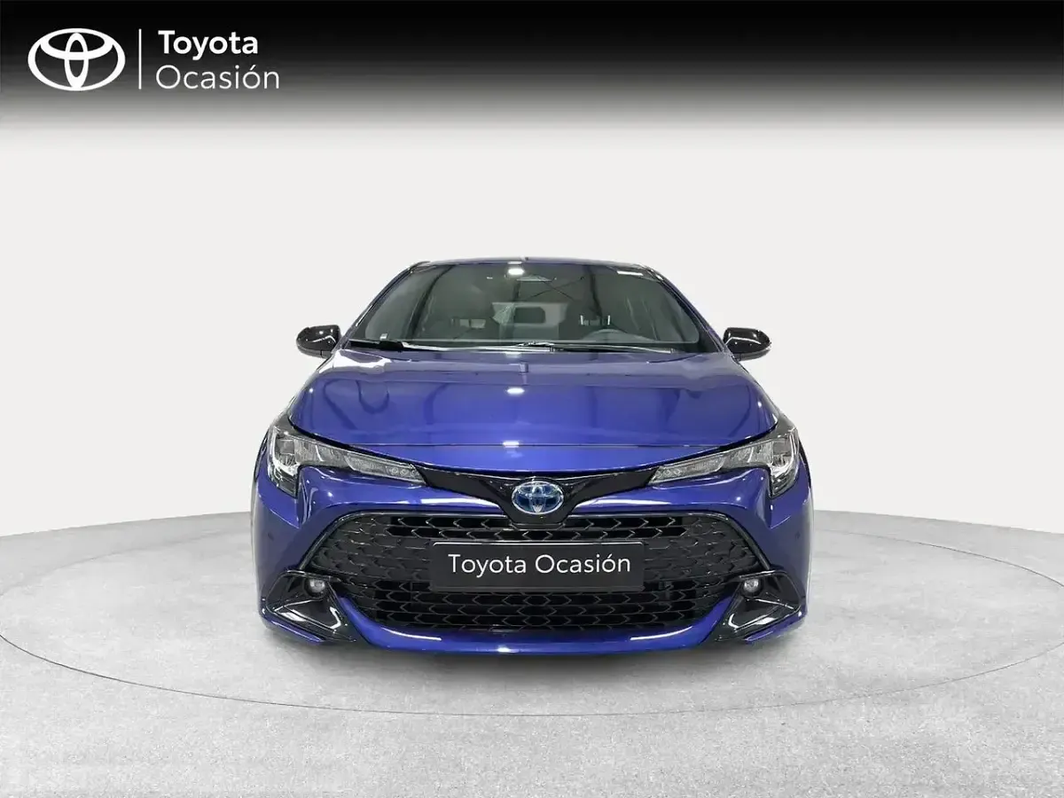 Käytetty Toyota Corolla Active 140 HP (102 kW) 2025 Sininen Sedan