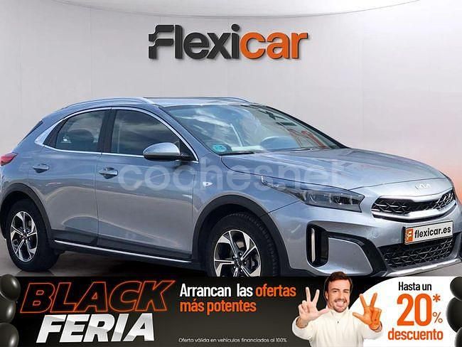Gris / plata Usado 2023 Kia XCeed SUV | 16.490 € (Un poco caro) - Imagen 1/4