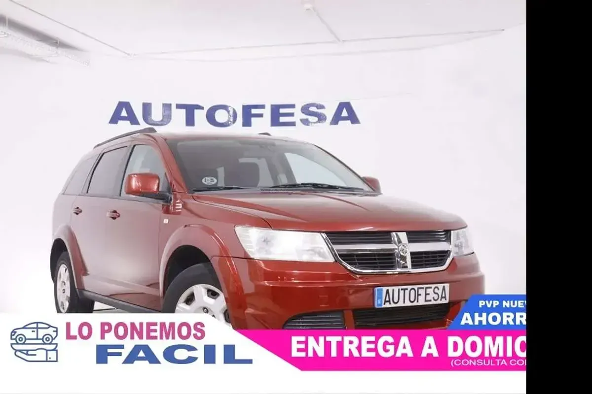 Usado Dodge Journey SE 140 CV (102 kW) 2009 Granate SUV
