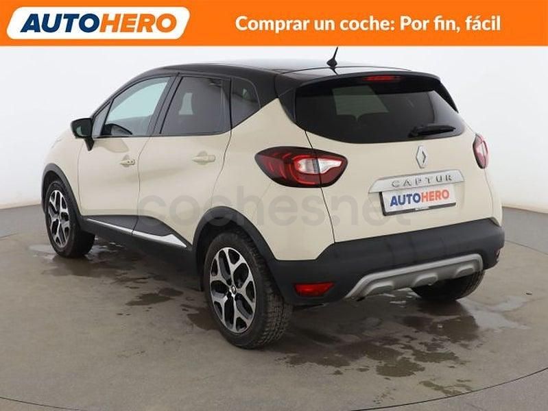 Usado Renault Captur Intens 120 CV (88 kW) 2018 Beige SUV