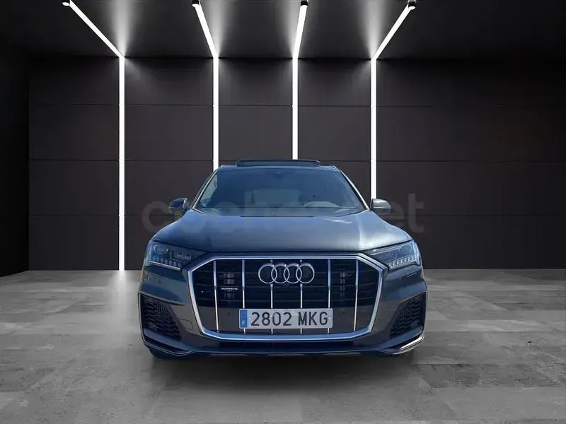 Usado Audi Q7 S-Line 381 CV (280 kW) 2023 Gris / plata SUV