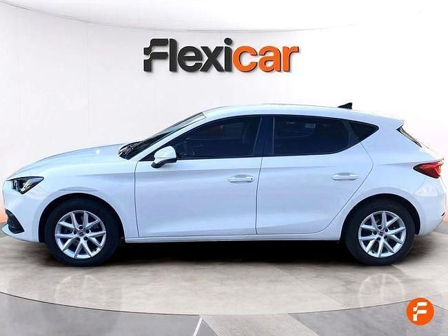 Usado Seat Leon Style 110 CV (80 kW) 2024 Blanco Berlina