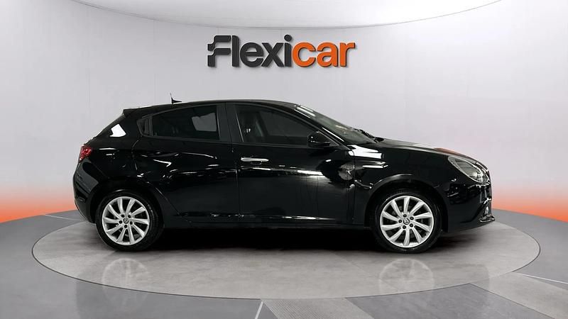 Usado Alfa Romeo Giulietta 120 CV (88 kW) 2020 Negro Utilitario