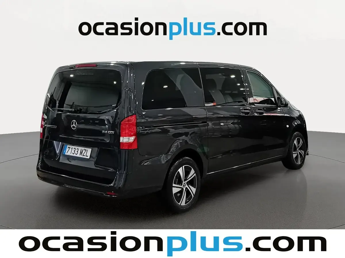 Usado Mercedes Vito 136 CV (100 kW) 2025 Gris Van