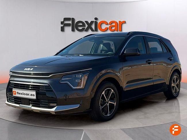 Usado Kia Niro 129 CV (94 kW) 2025 Gris SUV