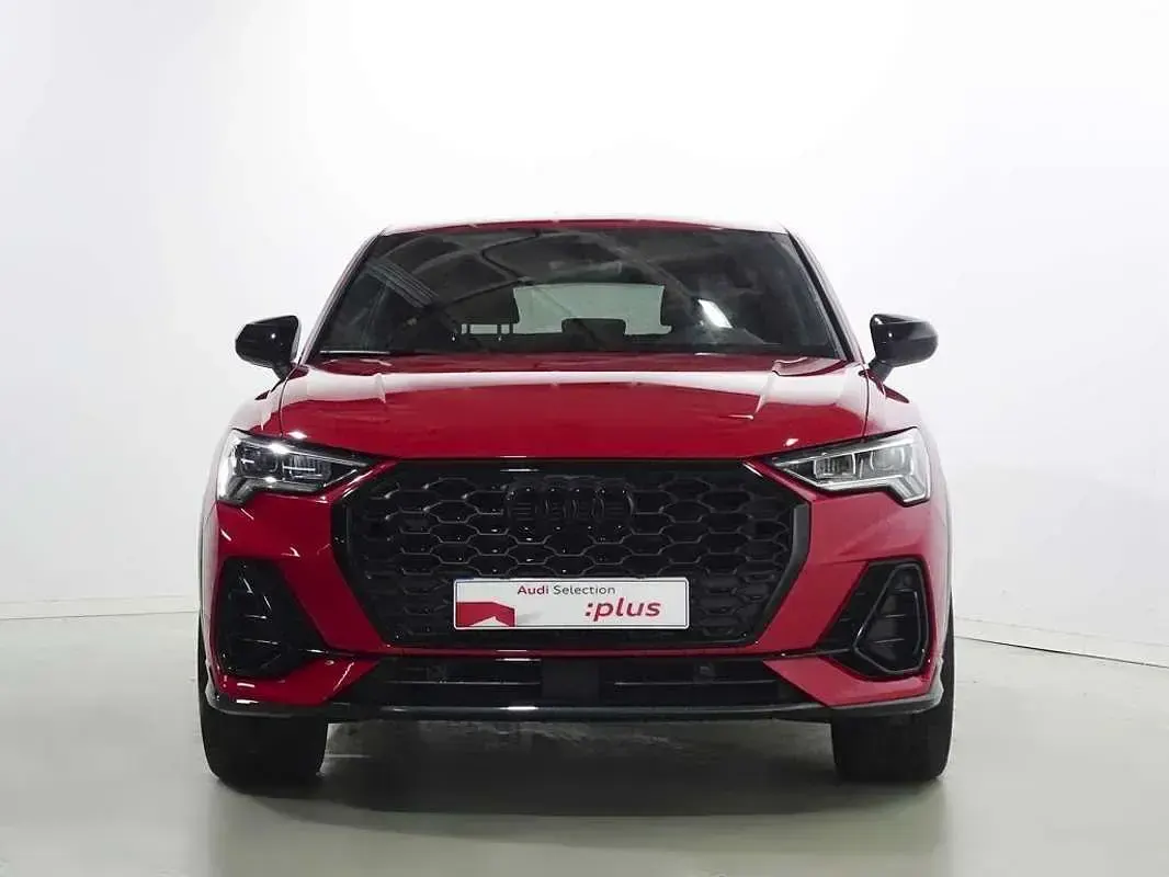 Usado Audi Q3 Sportback Ambiente 150 CV (110 kW) 2022 Rojo SUV