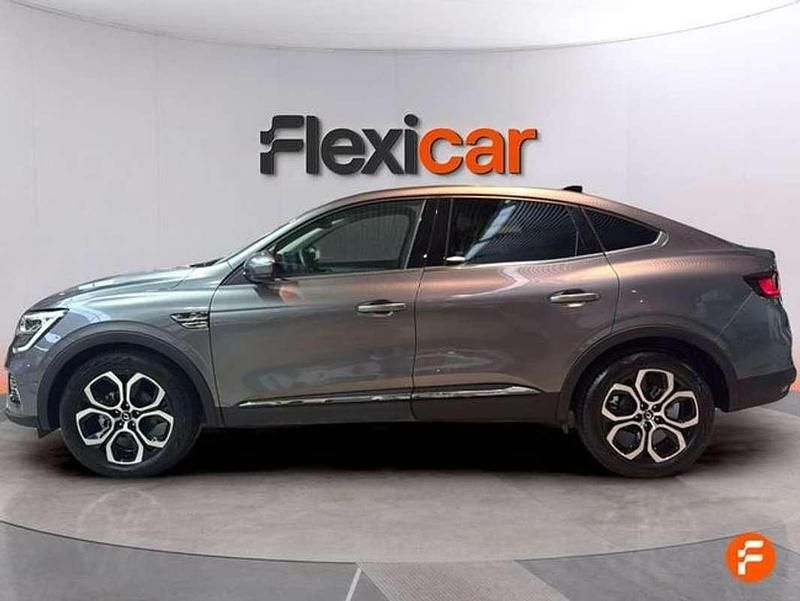 Usado Renault Arkana Techno 145 CV (106 kW) 2023 Gris SUV