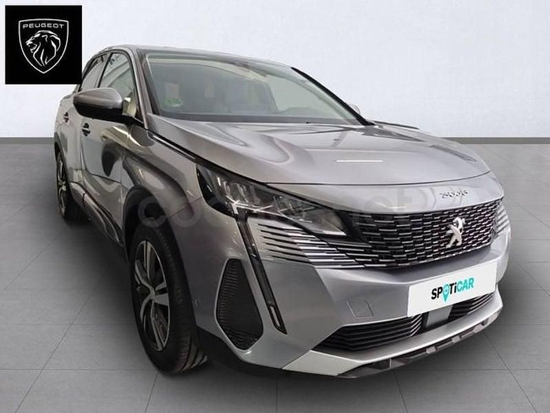 Usado Peugeot 3008 Allure 130 CV (95 kW) 2021 Gris SUV