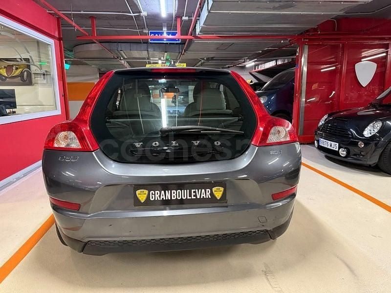 Usado Volvo C30 Momentum 150 CV (110 kW) 2010 Gris / plata Utilitario