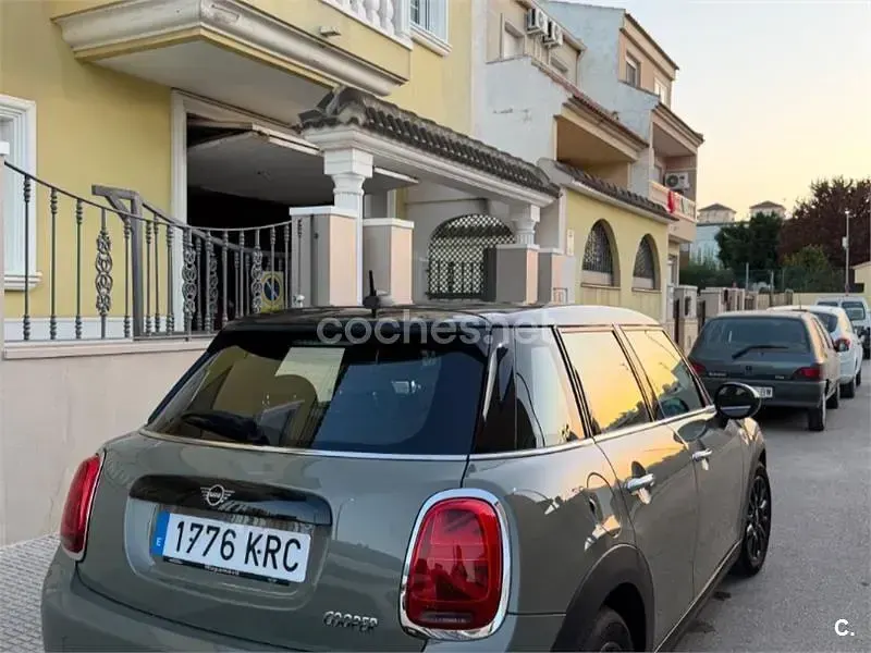 Usado Mini Cooper 136 CV (100 kW) 2018 Verde Utilitario