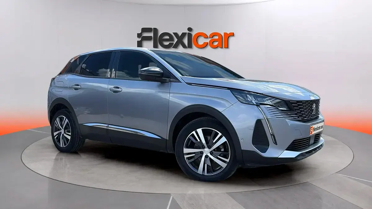 Begagnad Peugeot 3008 Allure 131 HK (96 kW) 2023 SUV